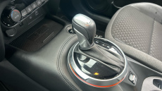 Nissan Juke 1.0 DiG-T N-Connecta 5dr DCT Petrol Hatchback